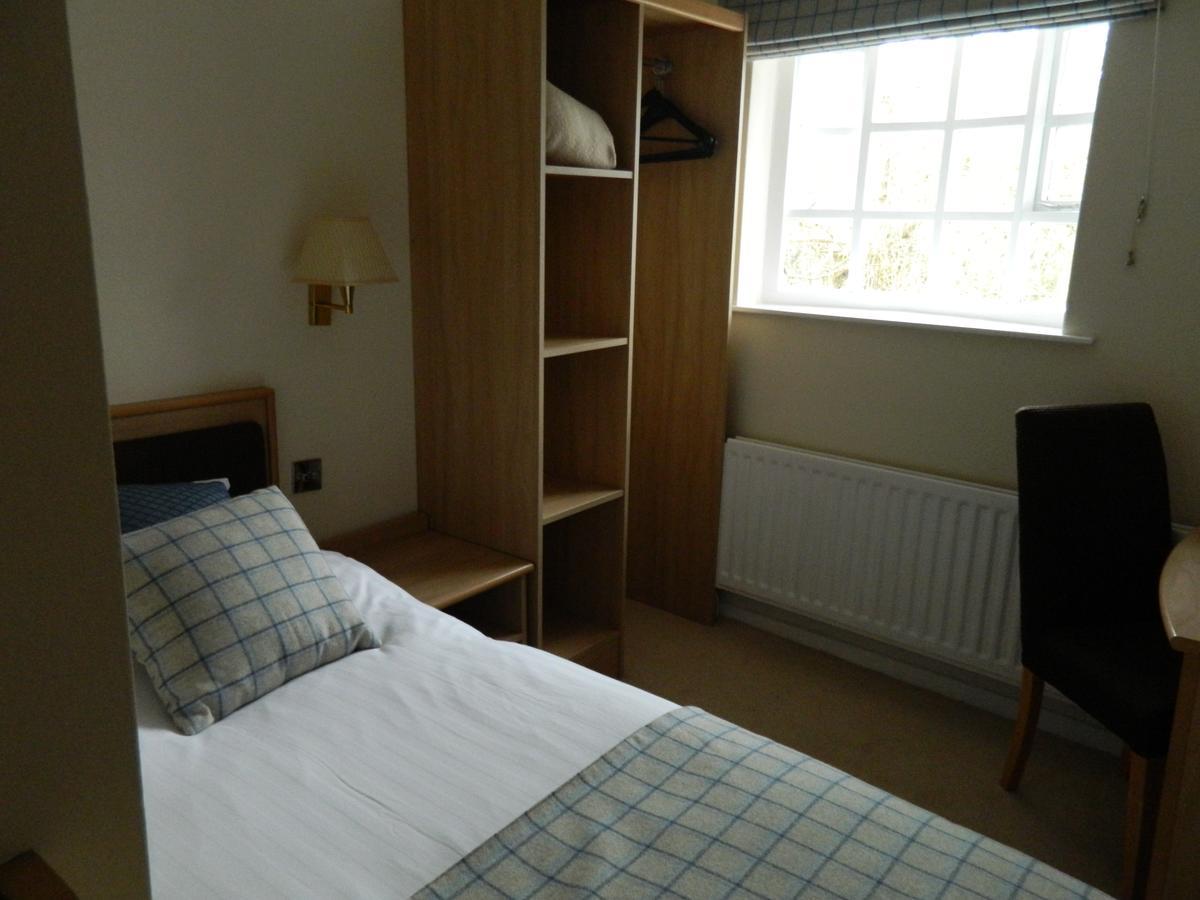 The Old Mill Hotel Alsager Esterno foto