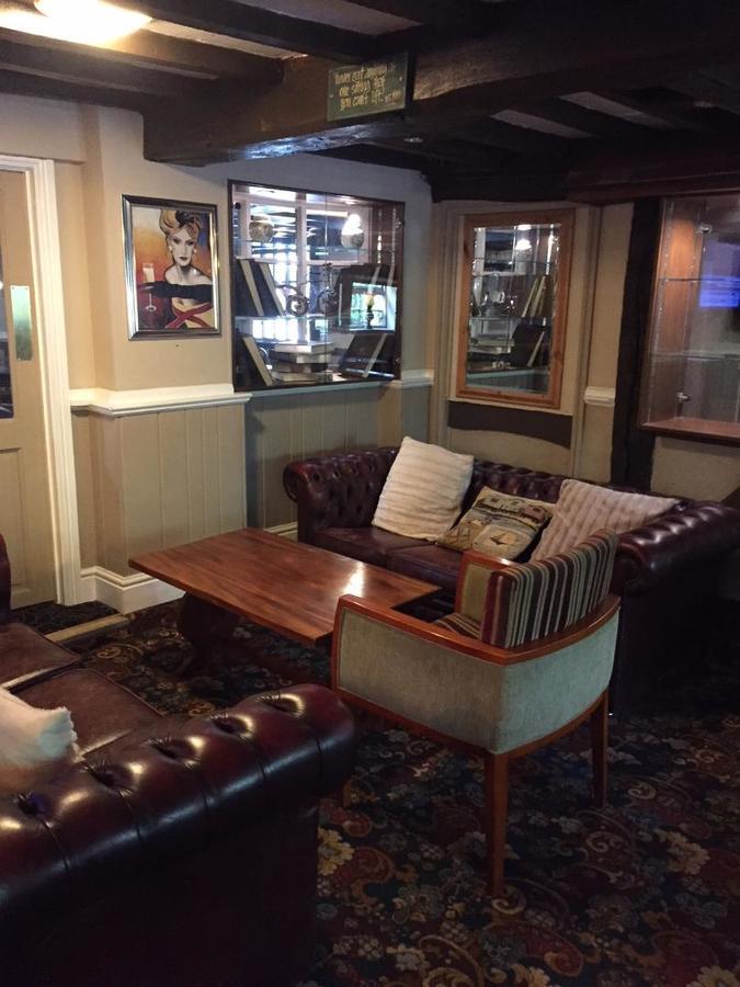 The Old Mill Hotel Alsager Esterno foto